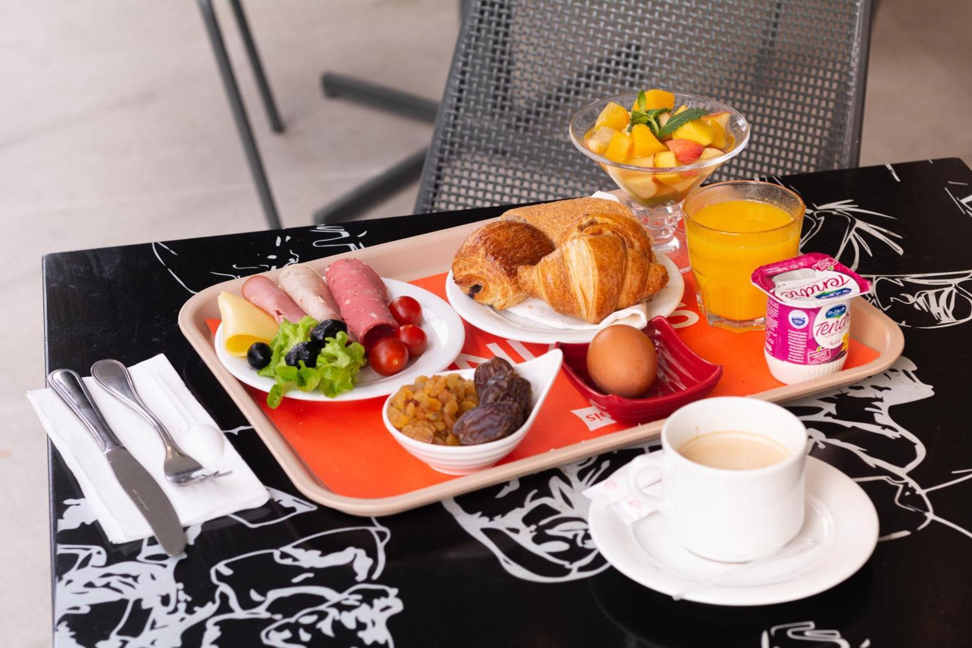 Ibis Rabat Agdal Hotel Buitenkant foto