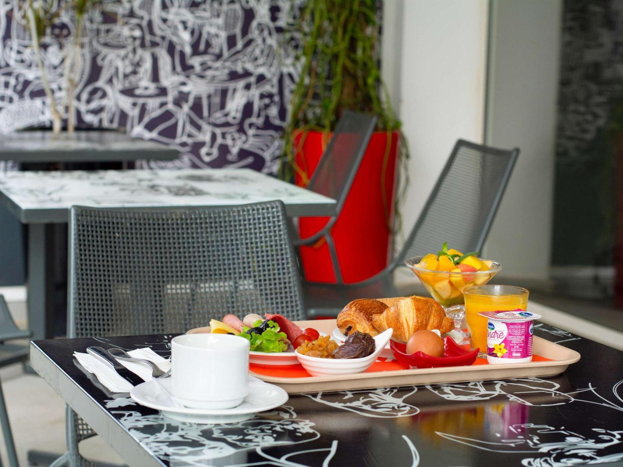 Ibis Rabat Agdal Hotel Buitenkant foto